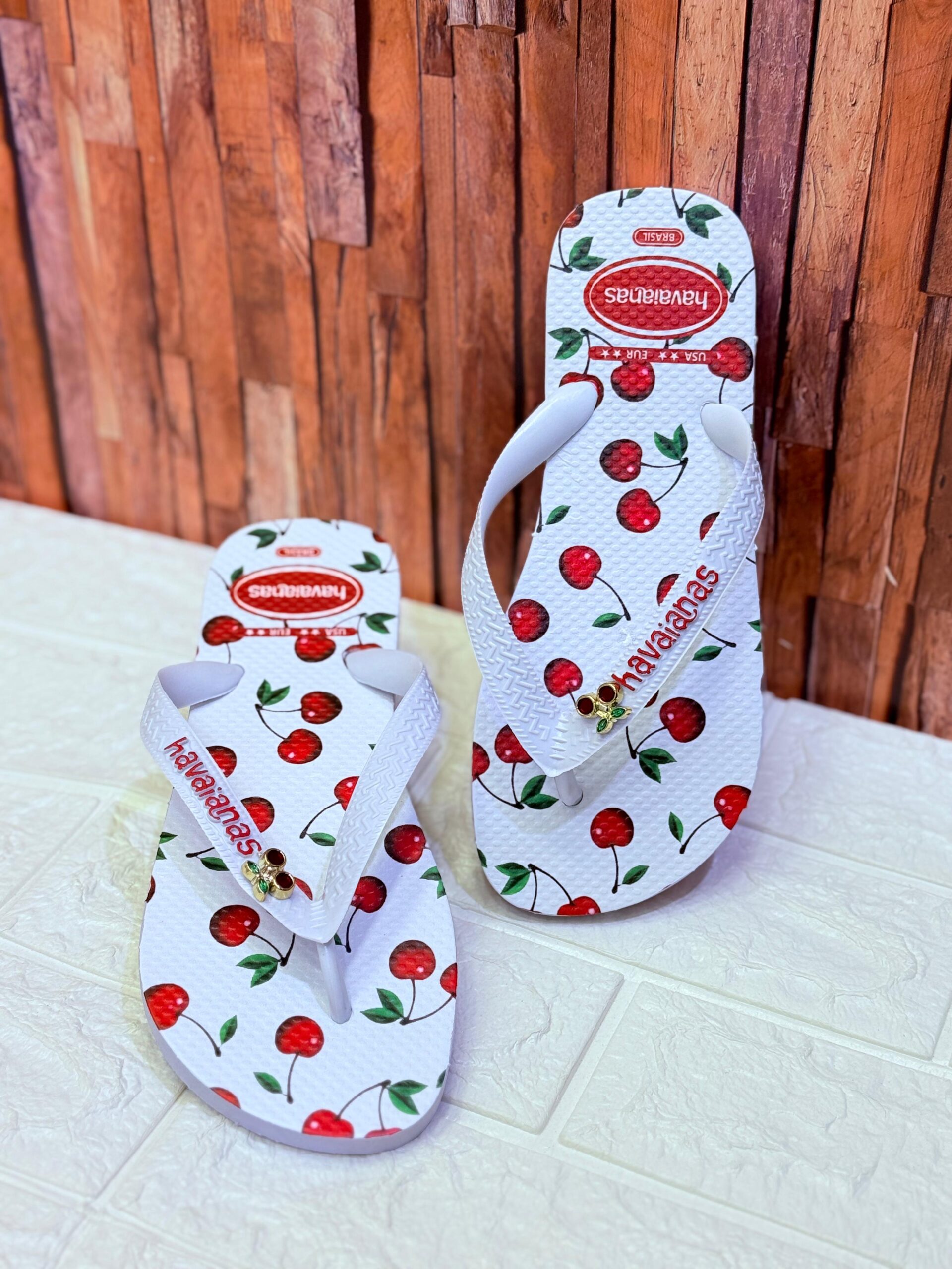 Chinelo cereja