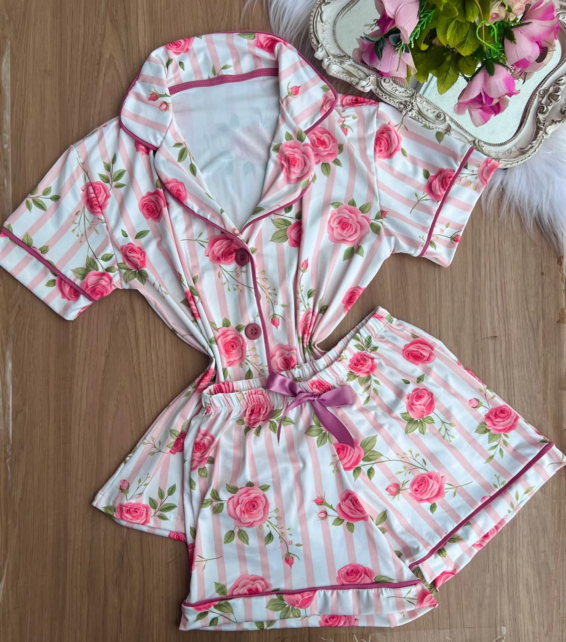 Pijama Americano Curto Flores GG